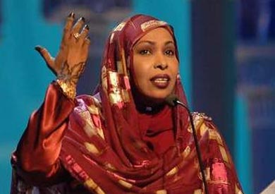 الشاعرة السودانية روضة الحاج